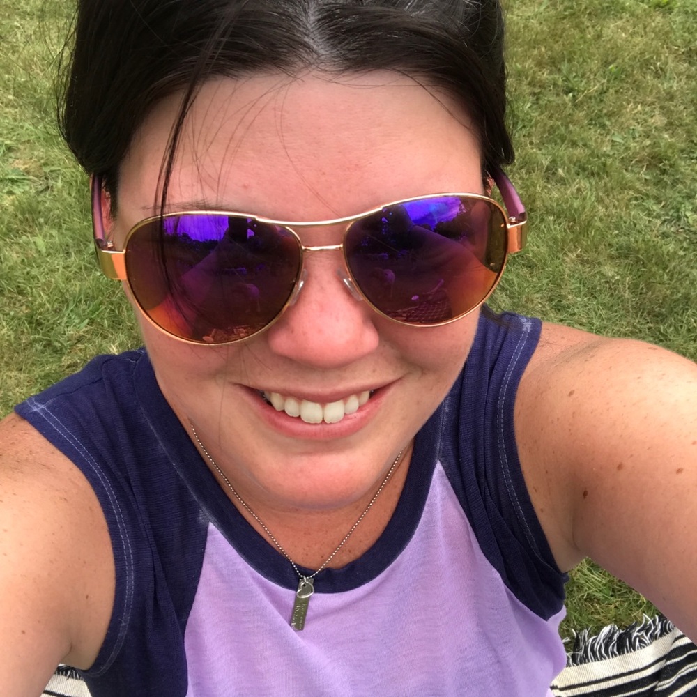 Meet your Posher, Jenn